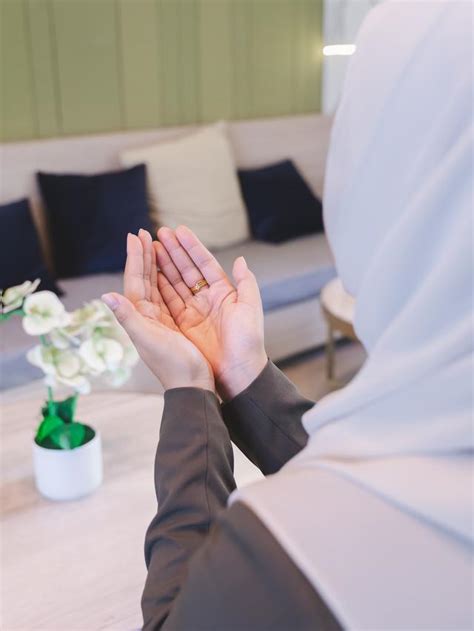Adab Berdoa Dalam Islam Agar Permohonan Mudah Terkabul Nomor Paling
