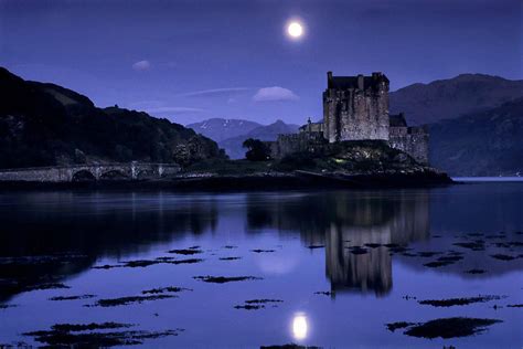 Moonrise Over Eilean Donan Castle M1eileandonan Twitter