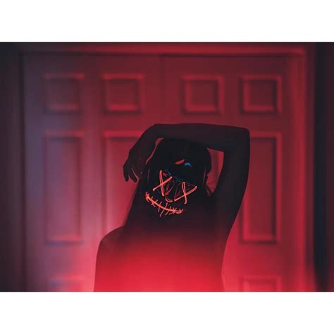 Find 15 images that you can add to blogs, websites, or as desktop and phone wallpapers. The light has been broken, the spell has begun☠️ | Tumblr ...