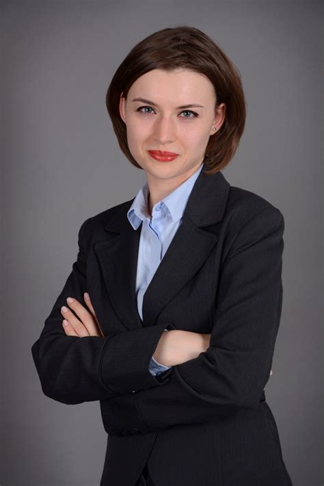 Anna Kucharska, Autor w serwisie BiznesAlert.pl