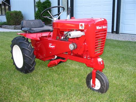 This means that all of our lawn care professionals are trained and equipped to diagnose all of your lawn care needs. R & B Wheel Horse Stables