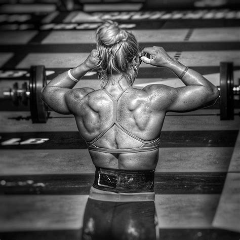 Katrin Davidsdottir Back Muscles Crossfit Body Crossfit Motivation Muscle Women