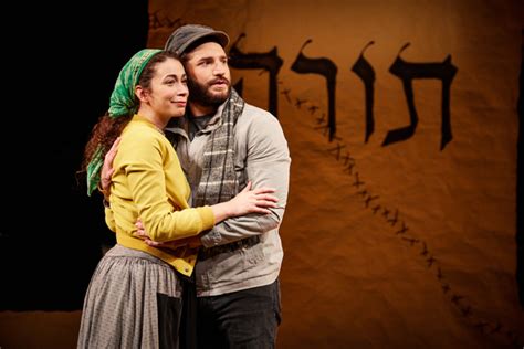 Photos First Look At Fiddler On The Roof In Yiddish At New World Stages