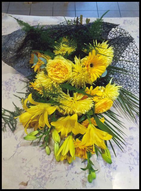 pohřební kytice volně vázaná pkvv02 pohřební služba marcela bartoňová