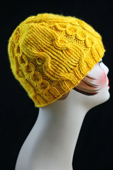 Twisted Cable Knit Hat | AllFreeKnitting.com
