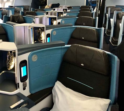 Review Klm Boeing World Business Class Upon Boarding