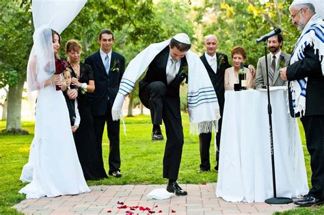 The Meaning Behind Breaking The Glass At A Jewish Wedding