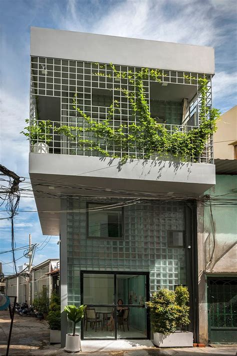 Room Design And Build Renovates Tiny House In Vietnam With Glass Block