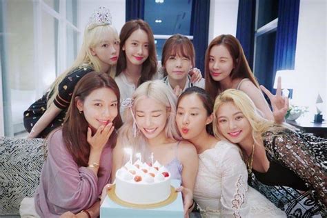 Girls’ Generation Members Reunite To Celebrate Tiffany’s Birthday Soompi