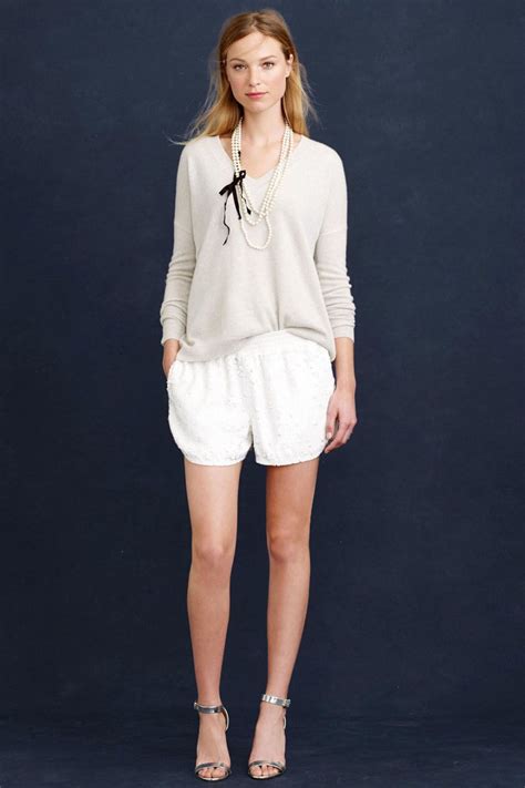 J Crew Embraces Bridal Shorts Idées De Mode Pantalon En Dentelle