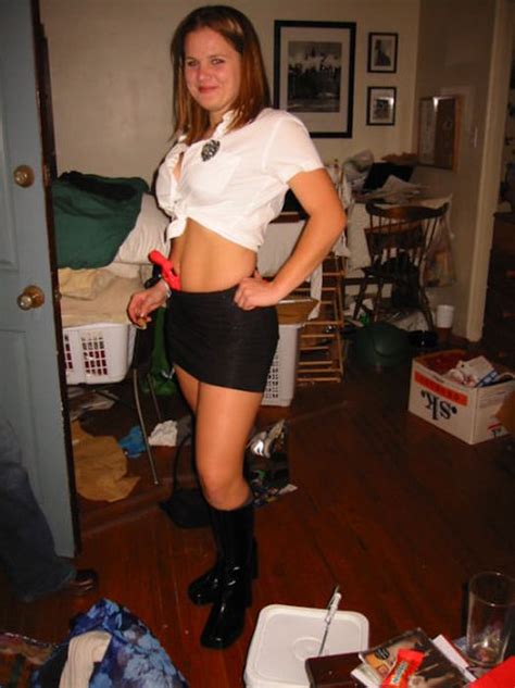 College Girls Wearing Sexy Costumes Pics