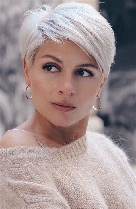 20 Trendy Pixie Haircut Women Can Refresh Your Stylish Look This Season