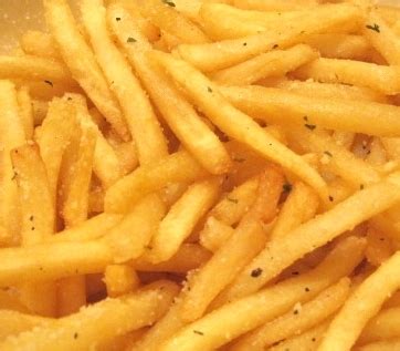 There are 274.6kcal in (little portion (100 g)) which can be burnt by a 34 minute(s) of jogging, 39 minute(s) of cycling, 43 minute(s) of swimming, 48 minute(s) of walking, 57 minute(s) of shopping, 59 minute(s) of yoga or 95 minute(s) of cleaning Feel Healthier #BODYMIND: HOW MANY CALORIES ARE IN FRIES?