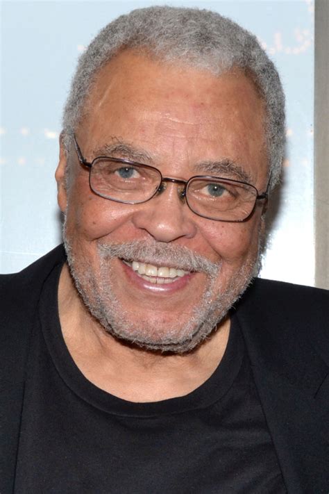 He was born in 1930s, in silent generation. James Earl Jones: filmography and biography on movies.film-cine.com
