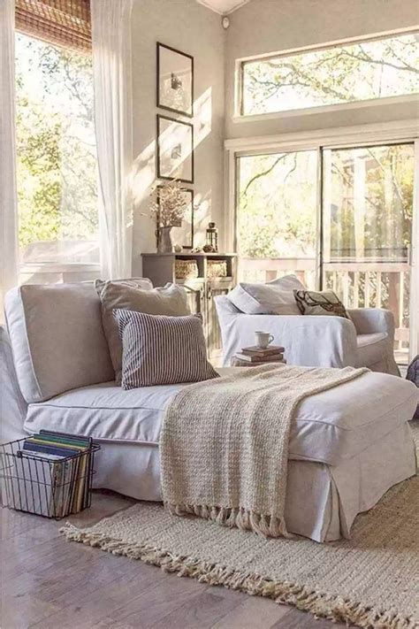 30 Cozy Modern Farmhouse Sunroom Decor Ideas Master
