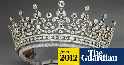 Buckingham Palace Exhibition To Put Sparkle Into Queens Diamond