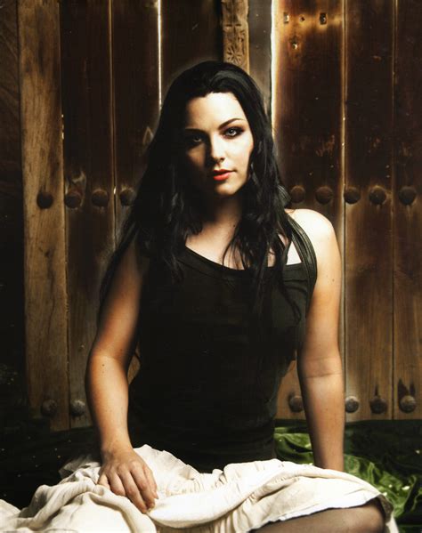 Amy Lee Evanescence Photo 469661 Fanpop