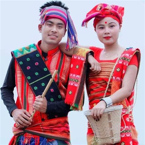 Know Everything About Traditional Dress Of Assam A Quick News Portal