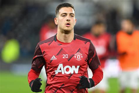 Subscribe to manchester united on kzclip at. REPORT: Manchester United's Diogo Dalot Considering Shock ...