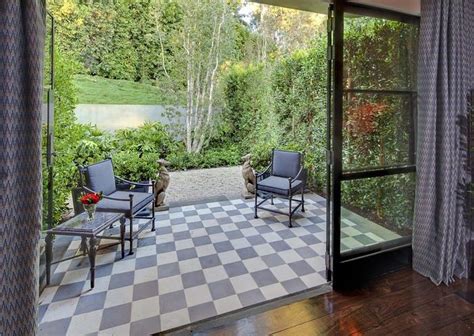 HOUSE OF THE DAY Actor Jeremy Renner Flipped A 25 Million Los Angeles