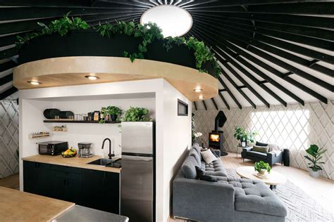 Modern Diy Yurt Has A Dreamy Garden Bedroom