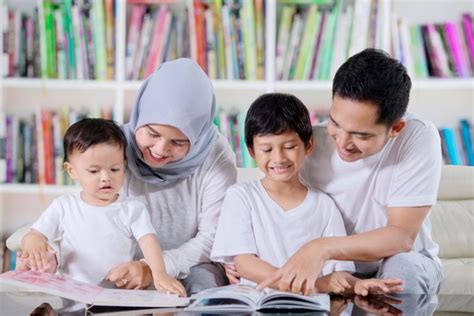 Peran Keluarga Dalam Pendidikan Anak 5 Hal Ini Yang Diajarkan Islam