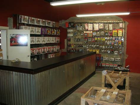 Maybe you would like to learn more about one of these? Speed Shop Counter in El Paso TX #CarPartsMachine | Cosas