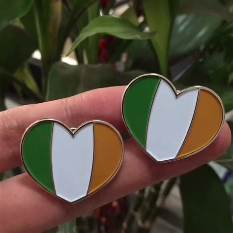 Irish Flag Shamrock Pin Badge Custom Enamel Flag Pin Buy Flag Pin