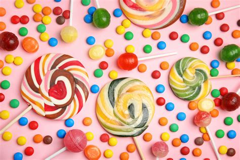 The Most Popular Candy The Year You Were Born Readers Digest
