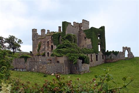 Fileclifden Castle Wikimedia Commons