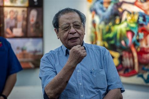 He is lim kit siang, a veteran politician who has served as many prime ministers as the gua musang mp, tengku razaleigh hamzah, aka ku li. Art exhibition launched to commemorate 80 years of Lim Kit ...