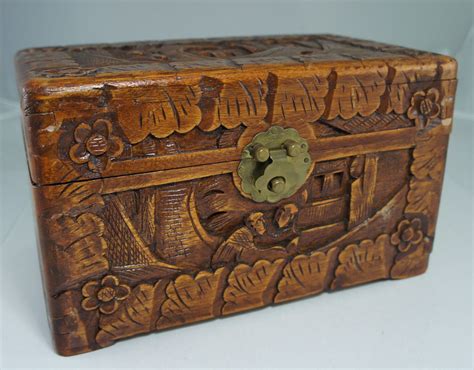 Vintage Chinese Or Japanese Wood Hand Carved Jewelry Trinket Box