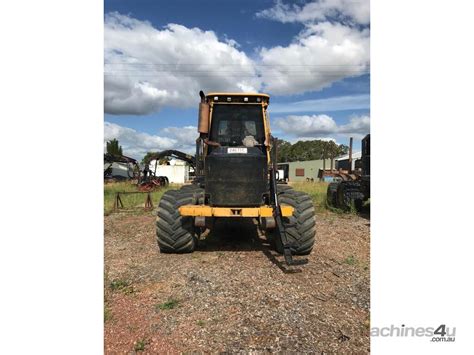 Used Tigercat B Log Forwarders In POINT COOK VIC