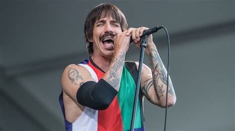 Anthony Kiedis Hospitalized Red Hot Chili Peppers Singer In Hospital