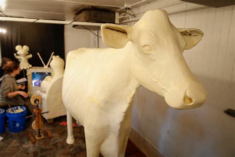 Iowa State Fair Get Your First Glimpse Of The 2019 Butter Cow