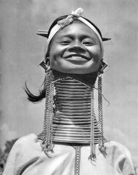 Kayan People Amazing Vintage Portraits Of Padaung Women In The 1950s