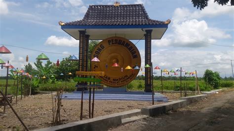 tempat wisata gong perdamaian  kabupaten madiun berita  indonesia