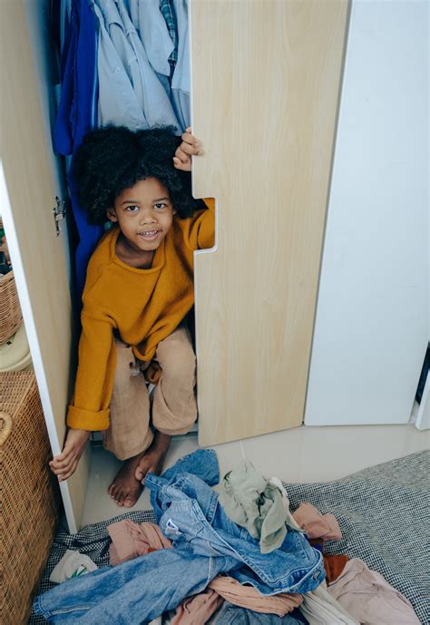 Child Hiding In The Closet Heres What It Means Happy Single Mommy