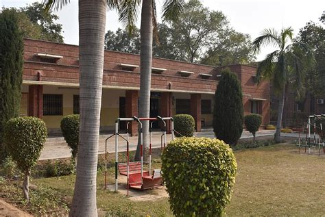 Divisional Public School Lahore