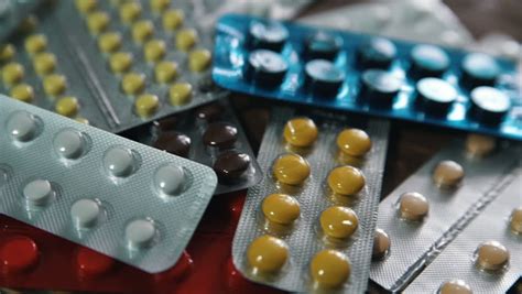 Someone is committing thefts under lupin's name. Lupin launches generic antidepressant drug
