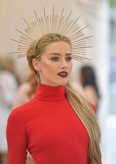 Amber Heard Met Gala 2018 • Celebmafia