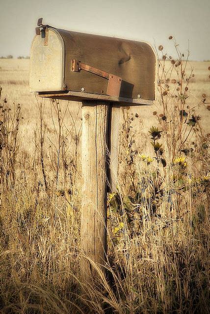 Pin By Kathleen Wegner On Things I Love Old Mailbox Country Mailbox