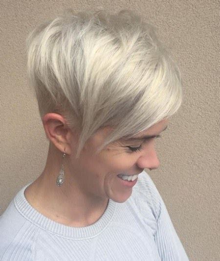 20 Exquisite Long Pixie Hairstyles