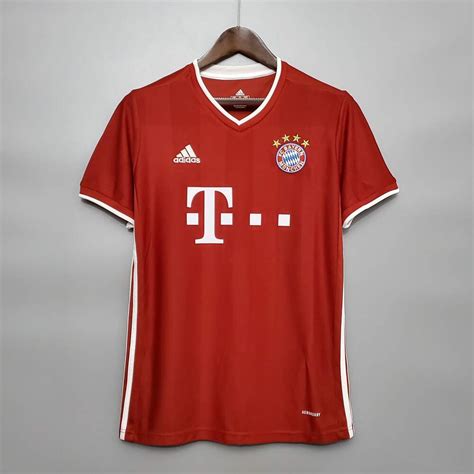 Camisa 10 e destaque da equipe nos jogos recentes, philippe coutinho está utilizando camisas de tamanho infantil no bayern de munique. Camisa do Bayern de Munique Home 2020/2021 - MG CAMISAS ...