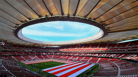 159,670 atletico madrid stadium premium high res photos. La Liga: Atleticos Stadion-Eröffnung ein voller Erfolg ...