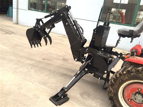 3 Point Hitch PTO BHM5600 Hydraulic Tractor Backhoe Attachment With 10