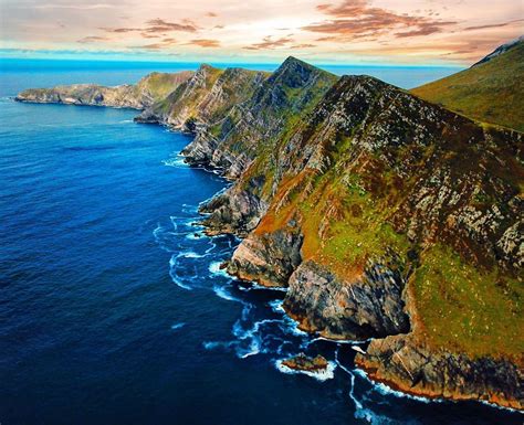 Top 10 Most Beautiful Irish Mountains