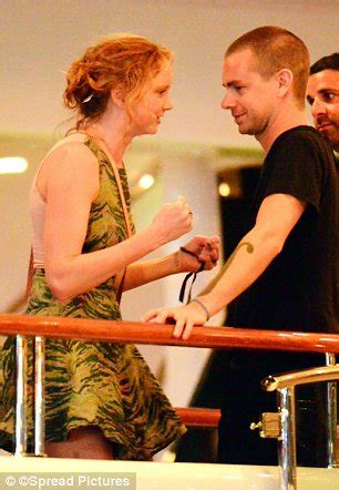 11.01.2021 · jack dorsey and lily cole dated from december, 2012 to june, 2013. officialtibetanjewelry.com: Whispering tweet nothings ...