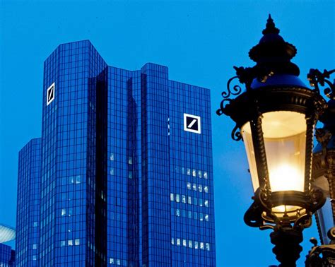 Deutsche Bank Struggles To Rebound Merger Rumors Hit Shares The
