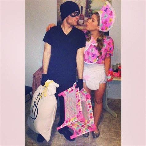 37 Hilarious Couples Costumes That Will Win Any Contest Couple Halloween Costumes Halloween